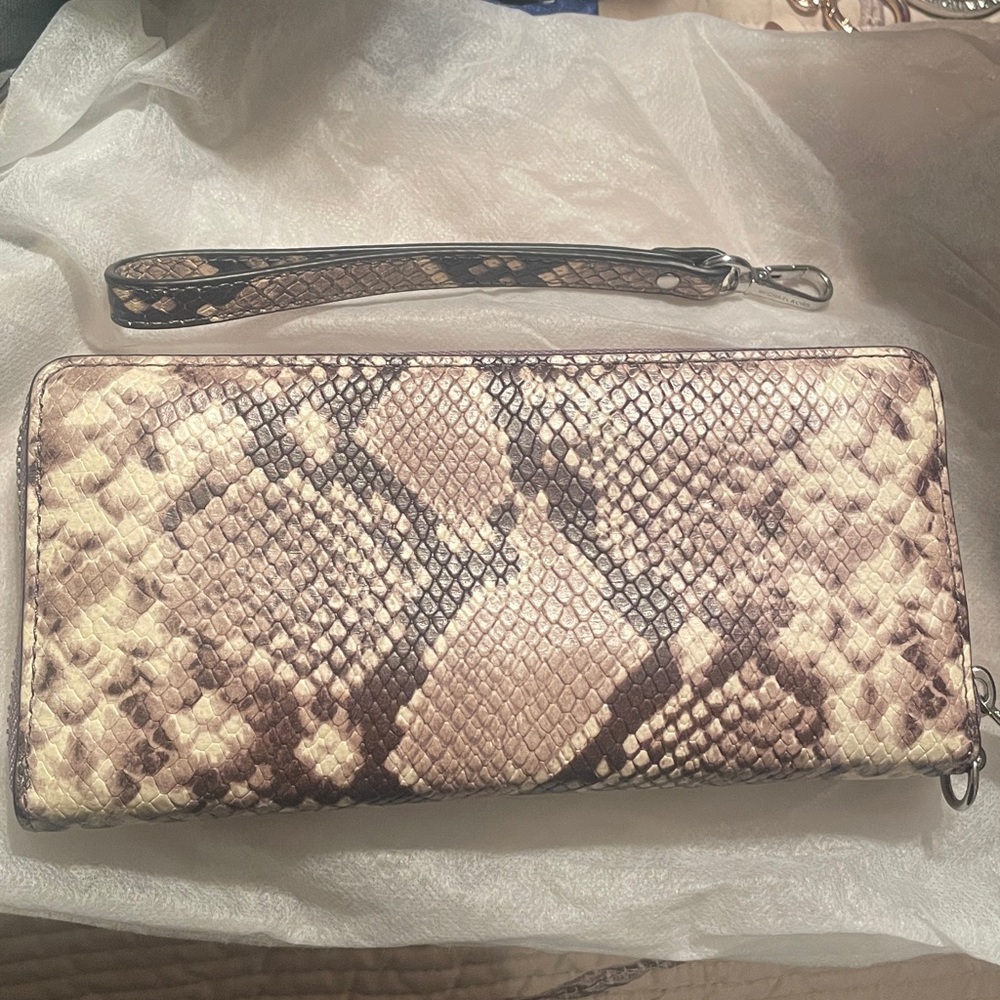 Michael Kors Large Brown Snake Print Wristlet - Picture 6 of 7